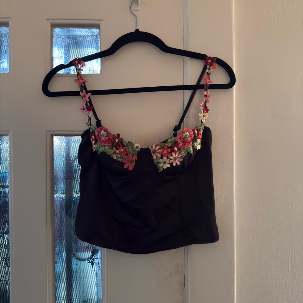 Princess Polly Black Floral Crop Top with adjustable straps